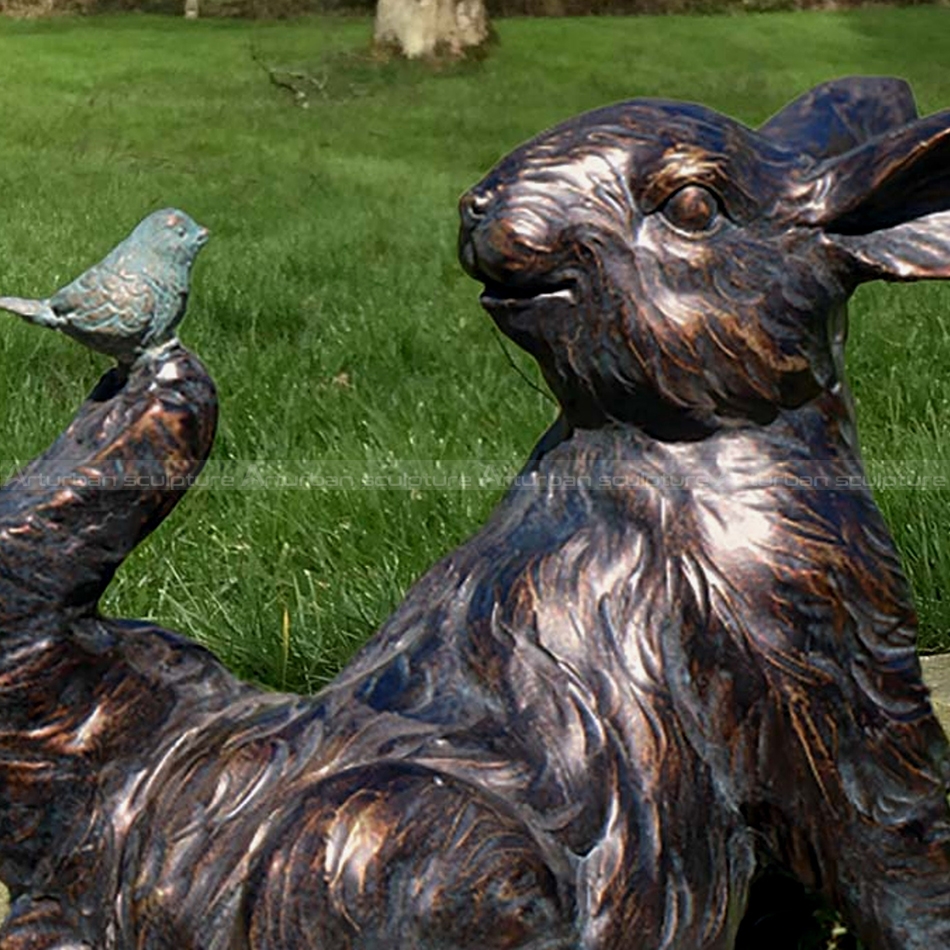 grandes statues de lapin pour extérieur