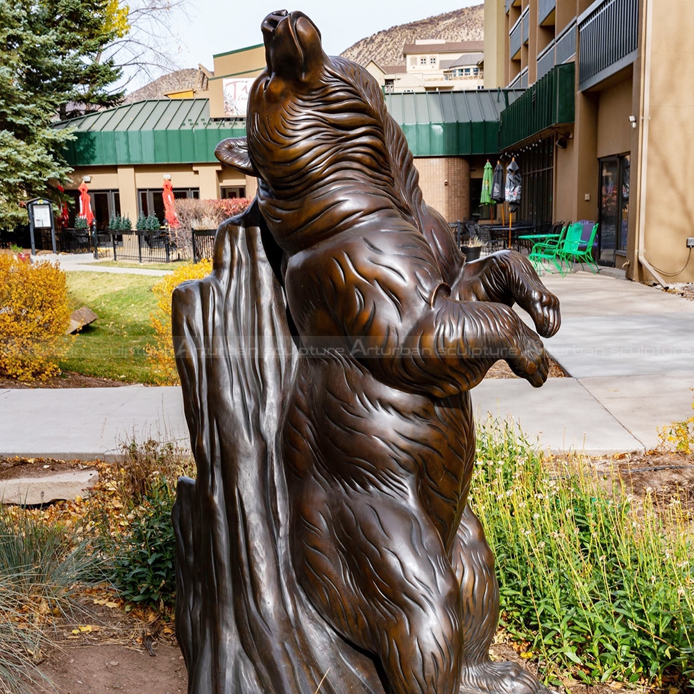 Statue d'ours d'extérieur
