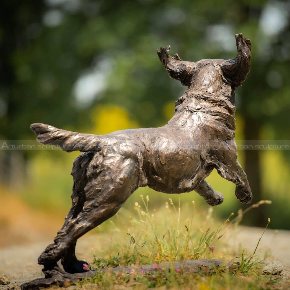estátua de cachorro
