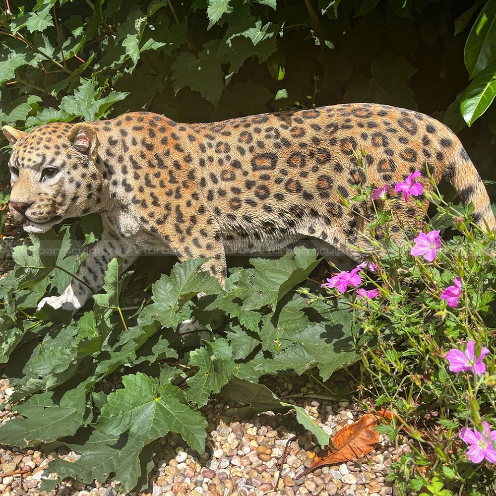 statue de léopard pour jardin