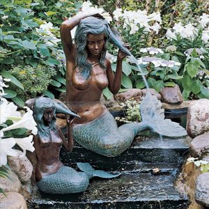 kleine Meerjungfrauen-Wasserfontäne
