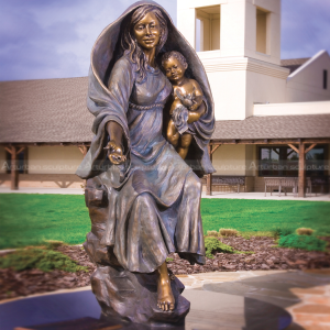 statue de la Vierge à l'Enfant