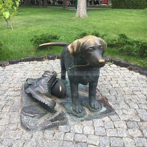 statue de chiot labrador