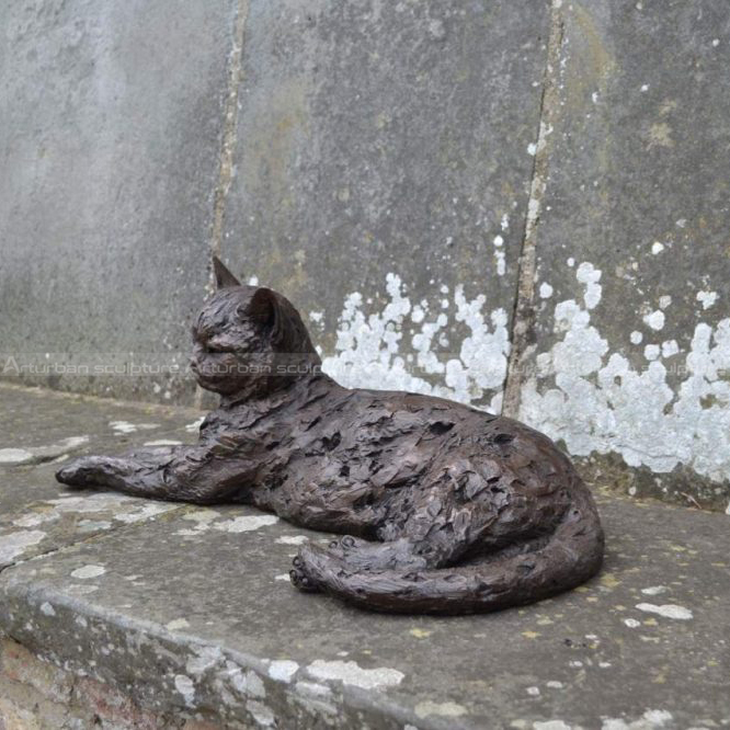 estatuas grandes de gatos para exteriores