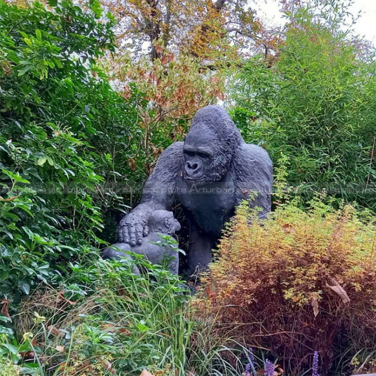 Gran estatua de gorila para el jardín