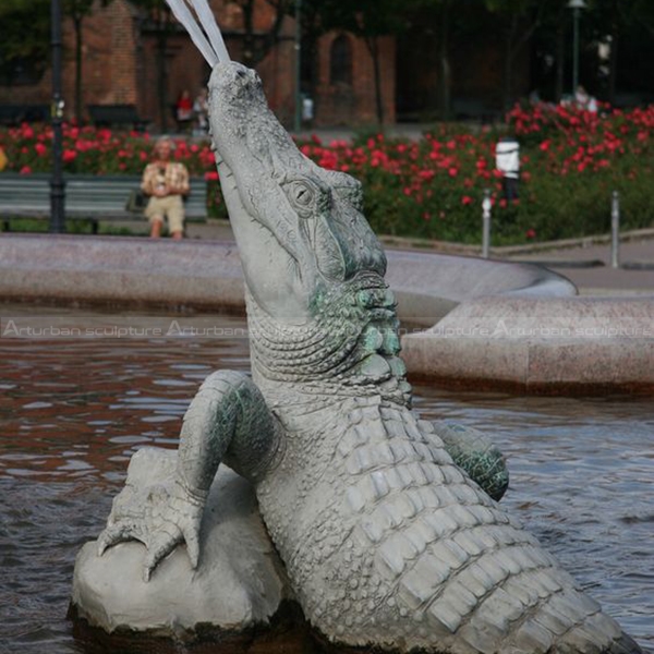 Alligator-Wasserbrunnen