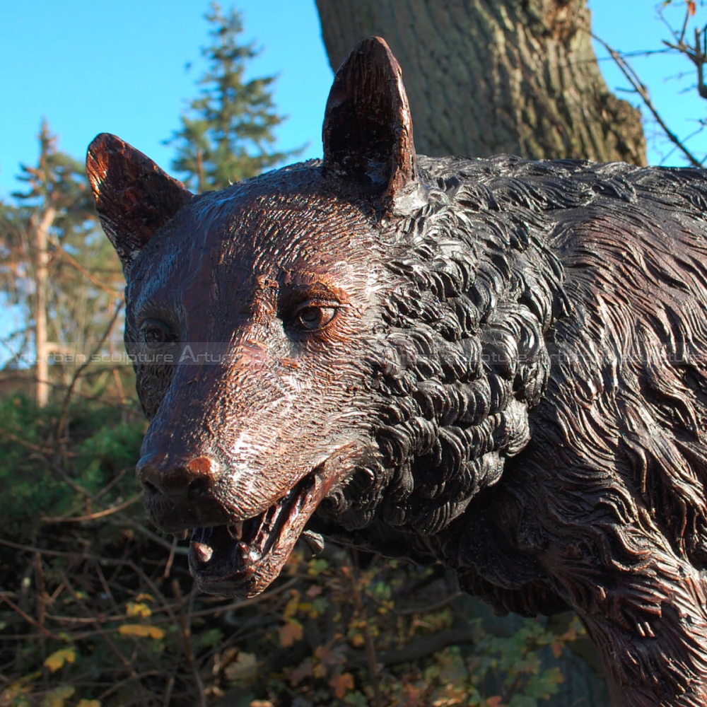Wolf-Bronzeskulptur