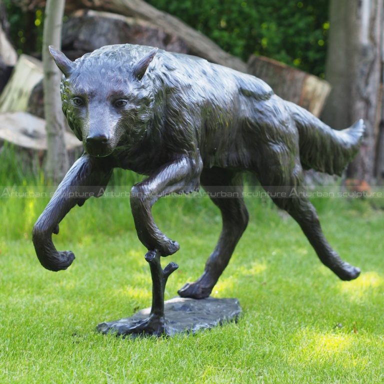 large outdoor wolf statue