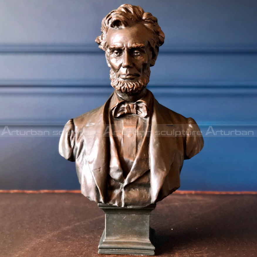 sculpture de buste de Lincoln