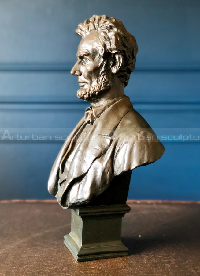 sculpture de buste de Lincoln