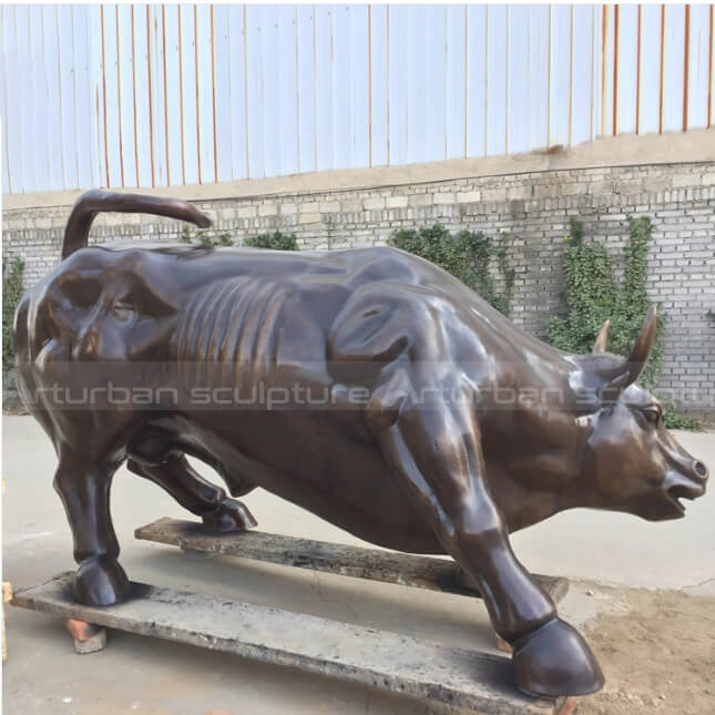 Wall-Street-Stier-Statue-Replika