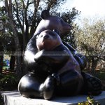 statue de panda en extérieur