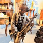 statue de Mozart en bronze