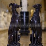 Estatua de perro para puerta principal