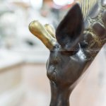 estatua grande de jirafa de latón - Image 4