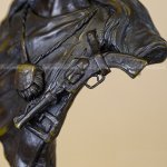 Jim-Davidson-Bronzeskulptur - Image 4