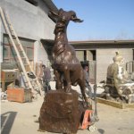 escultura de cabra en venta - Image 1