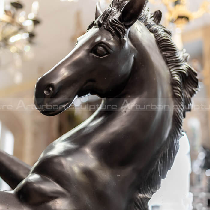 Estatua de caballo de bronce a tamaño natural en venta