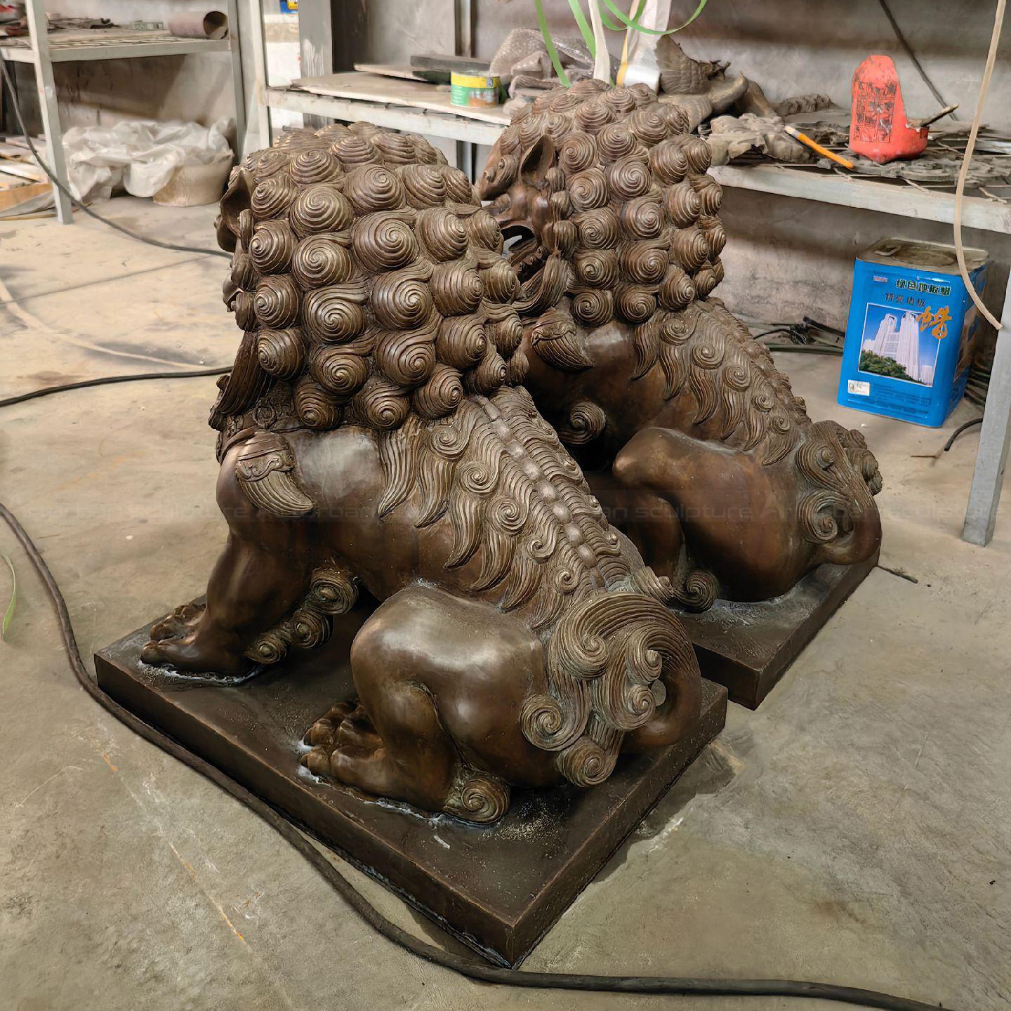 foo dog statue