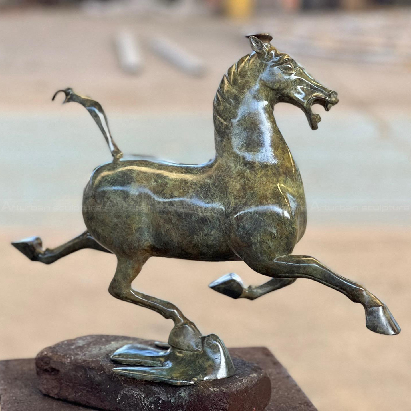décor de statue de cheval