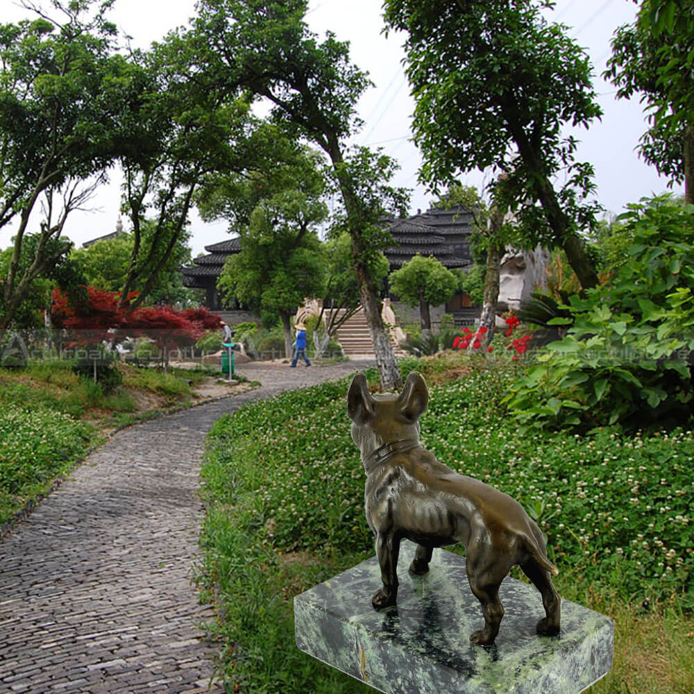 bulldog outdoor decor