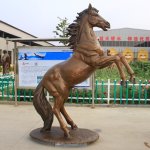 Estátua de Cavalo Moderna