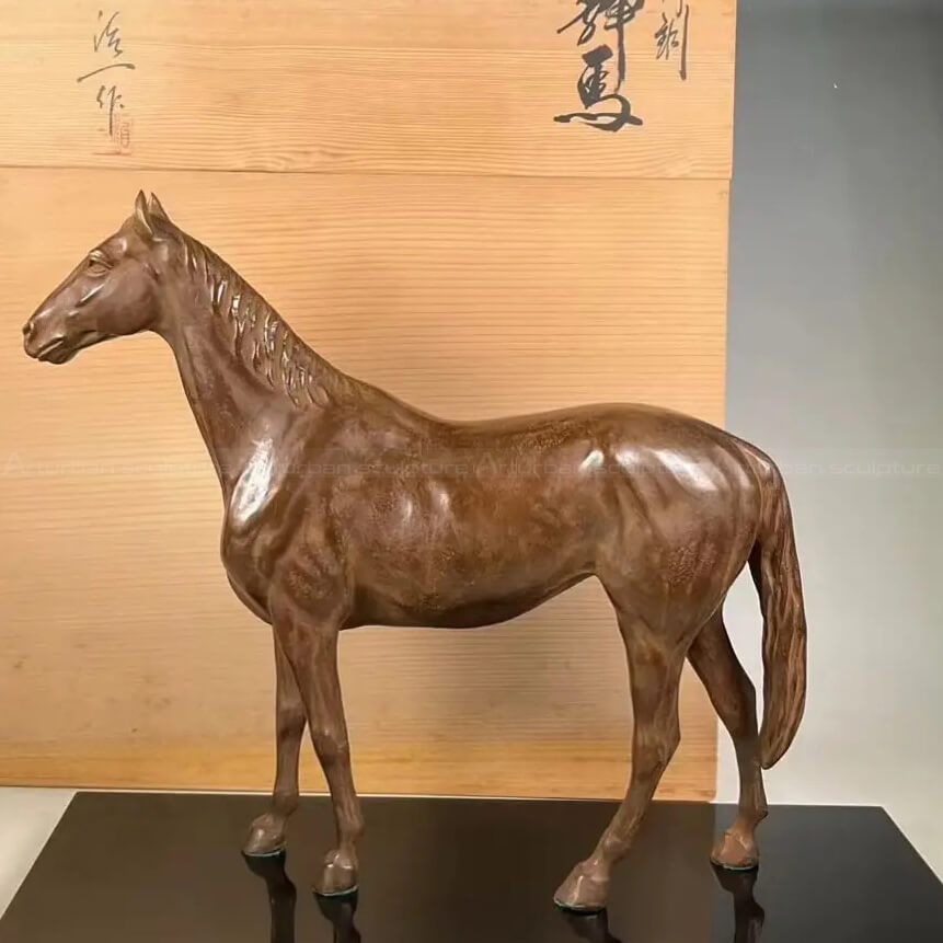 ornement de cheval en bronze