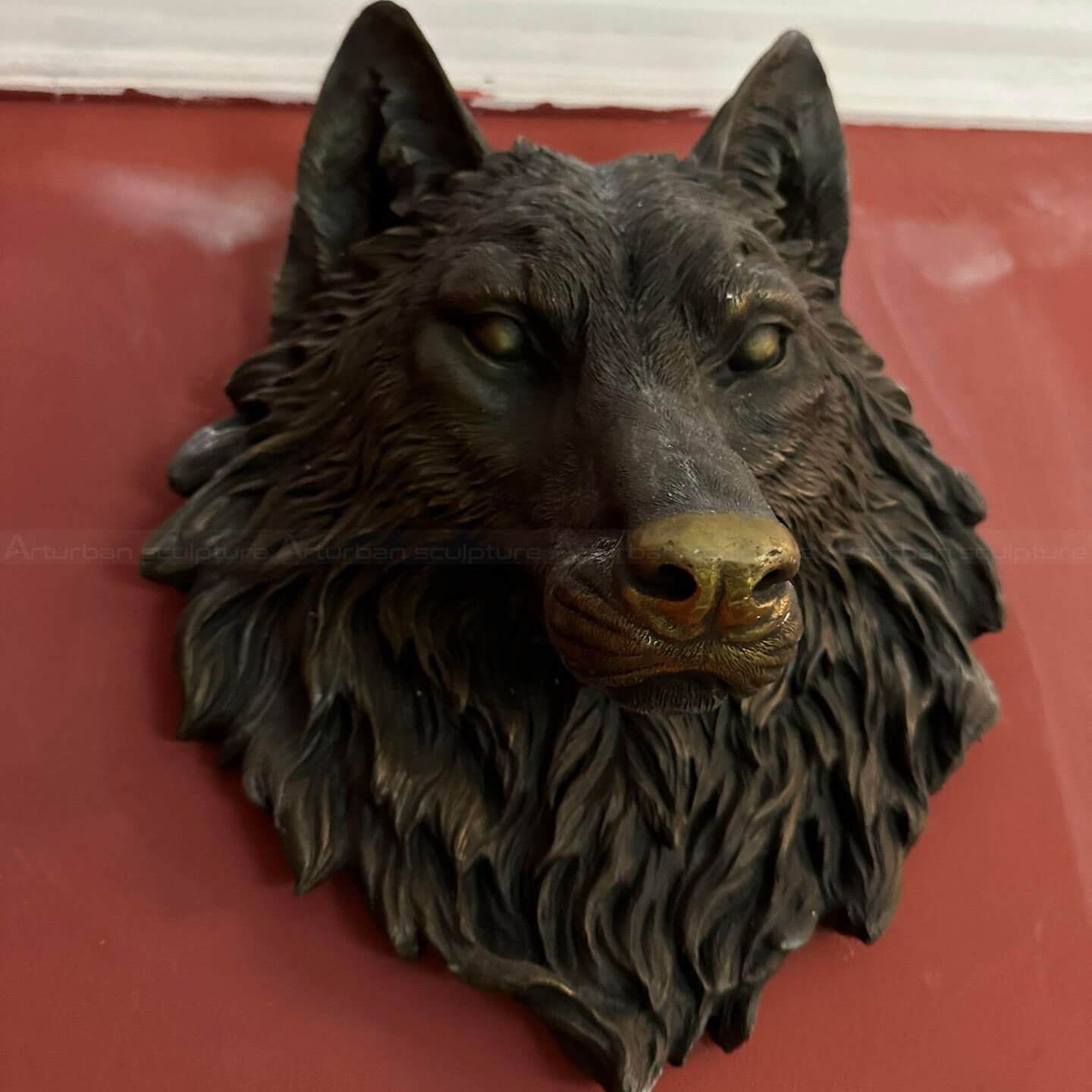 Decoración de pared de cabeza de lobo