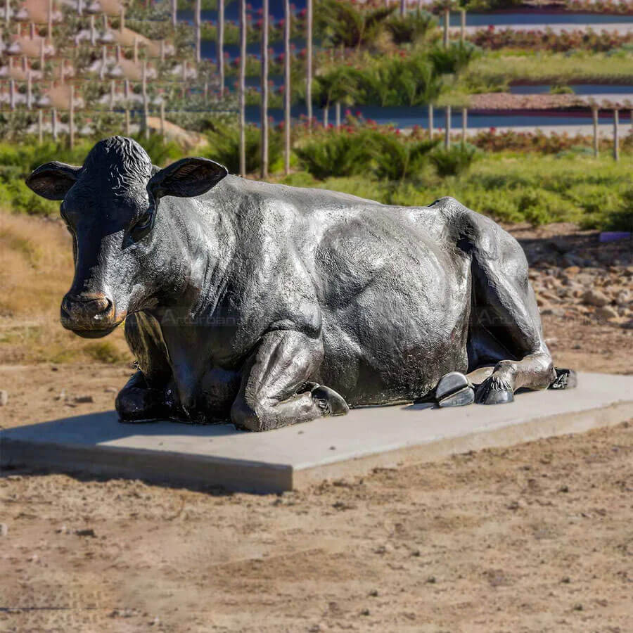 Holstein-Kuh-Statue