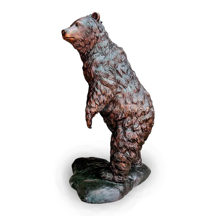 Sculpture de l'Ours Debout
