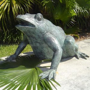 Froschbeckenbrunnen