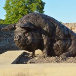 Scultura di maiale da giardino