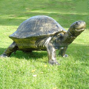 Statue de tortue géante