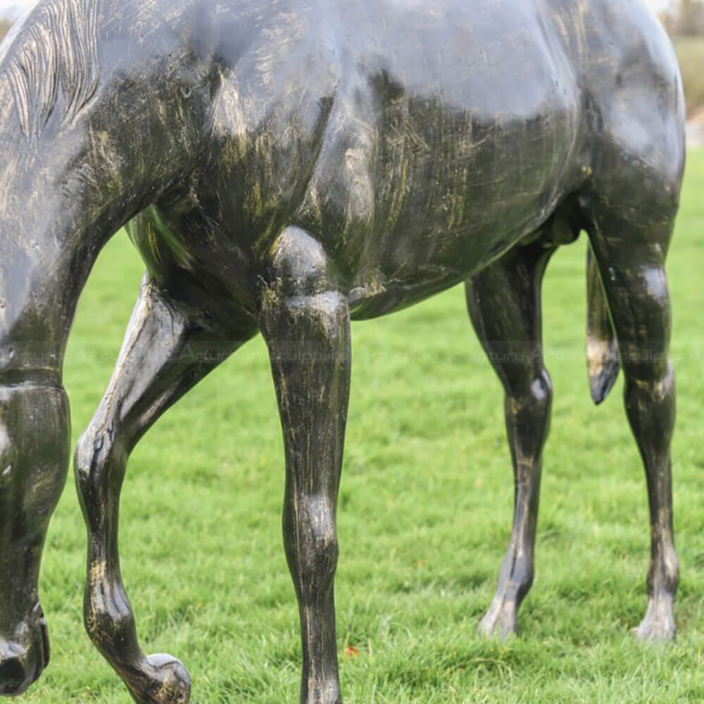 Westliche Pferdestatue