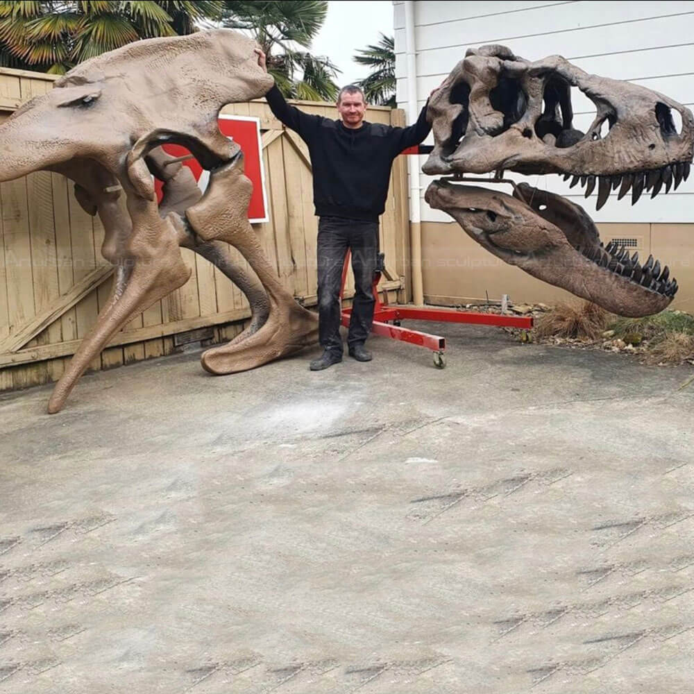 Statue représentant un squelette de dinosaure
