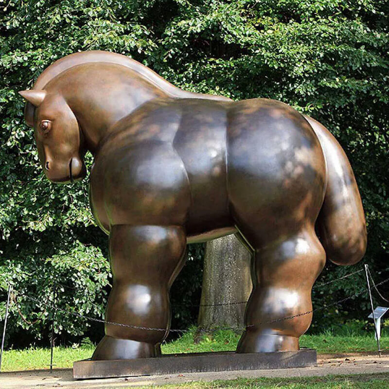 Escultura de Caballo Gordo