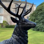 Statue de cerf grandeur nature