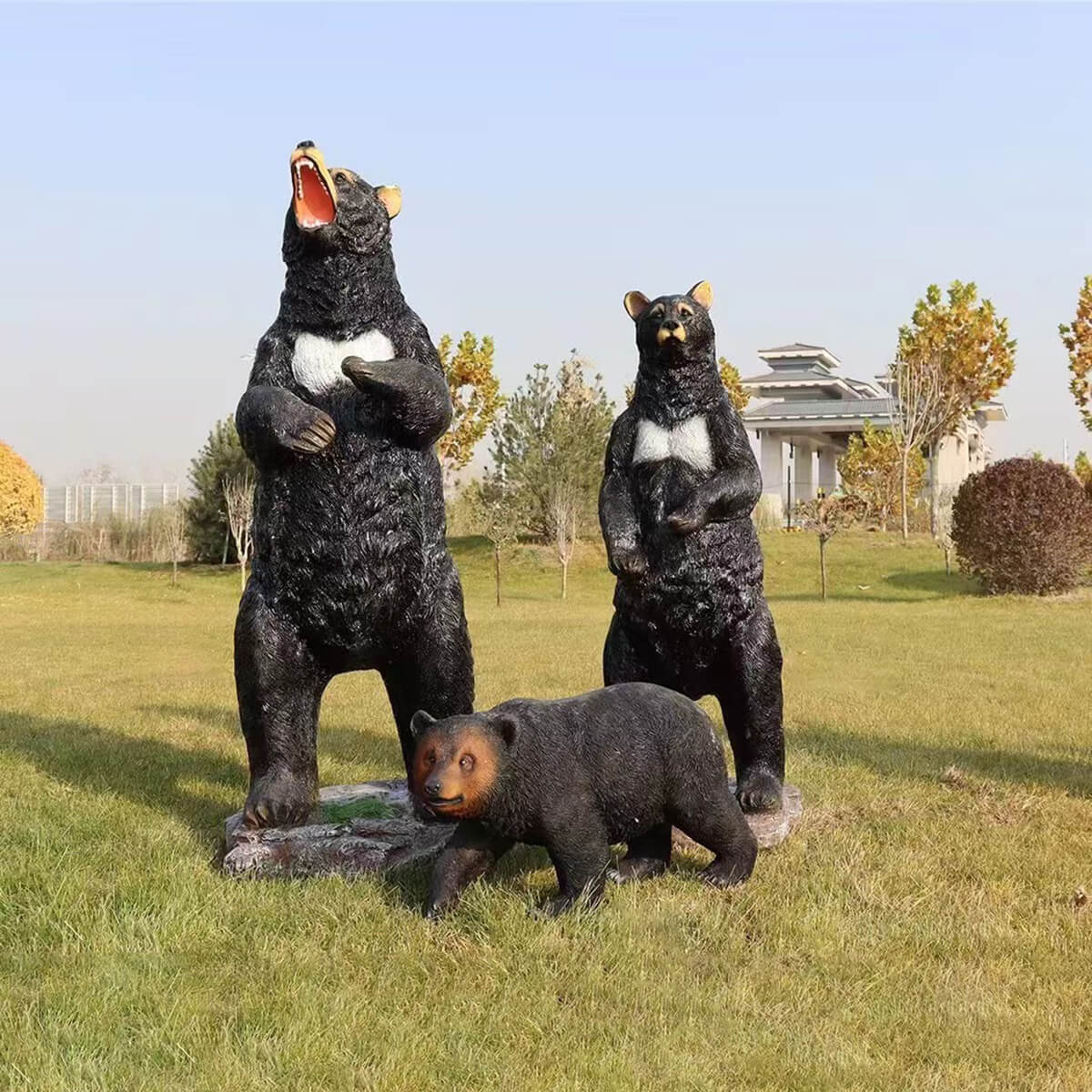 estatuas de osos de tamaño natural