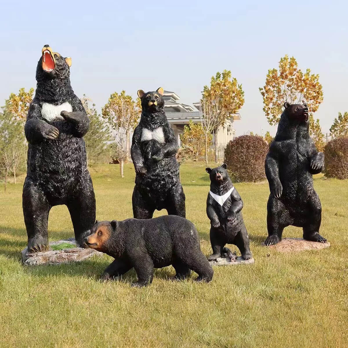 estatua de familia de osos