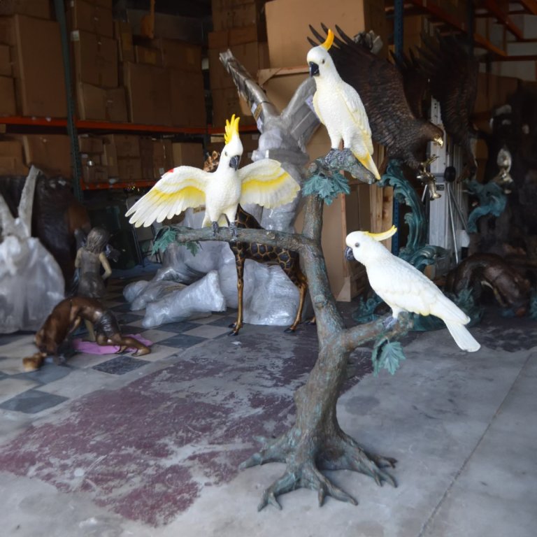 scultura di cacatua