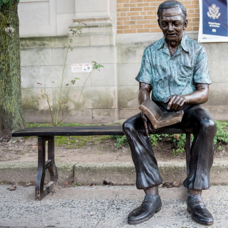 Estatua de Abuelo para el Jardín
