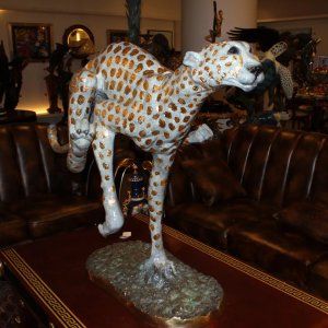 Grande Sculpture de Guépard
