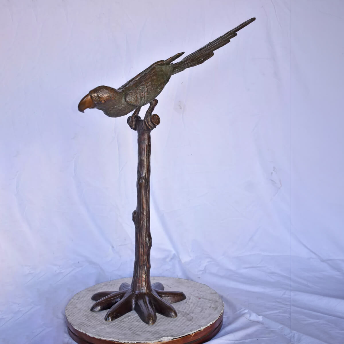 Estatua de Loro en Venta