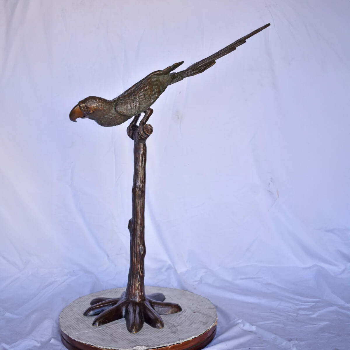 Estatua de Loro en Venta