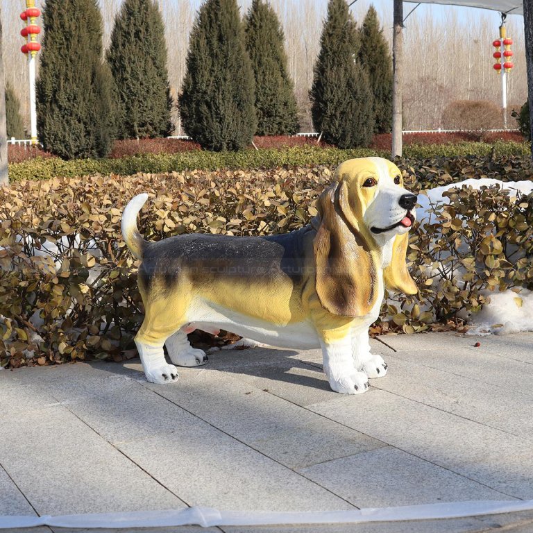 Basset Hound standing Sculpture