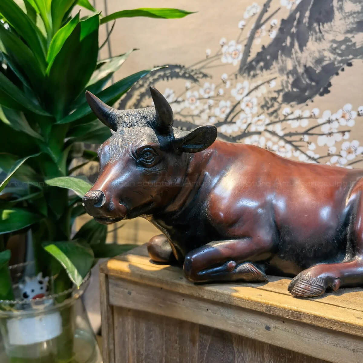 Bronze Cattle lying Sculpture back view