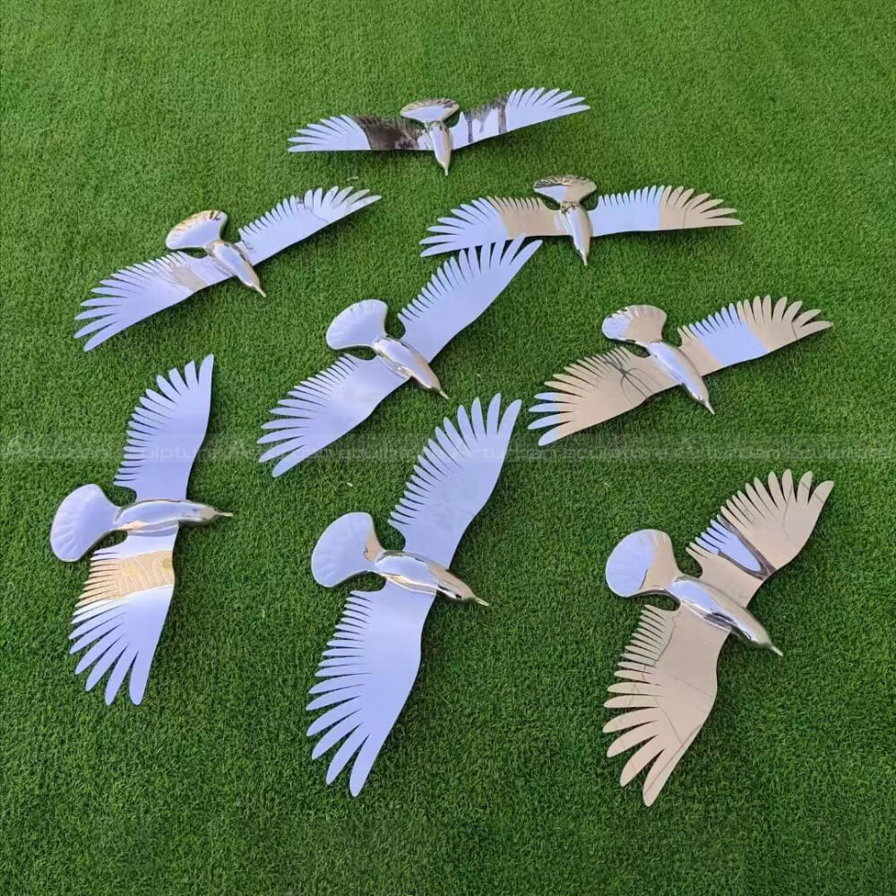 زينة حديقة سرب حمامات طائرة