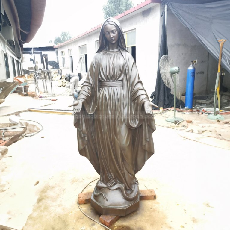 Virgin Mary Outdoor Garden Statue with outstretched arms
