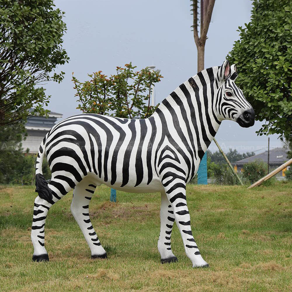 realistische Zebra Rasenstatue