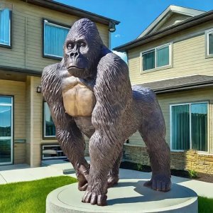 Estatua de Gorila de Bronce para Jardín en Posición Erguida